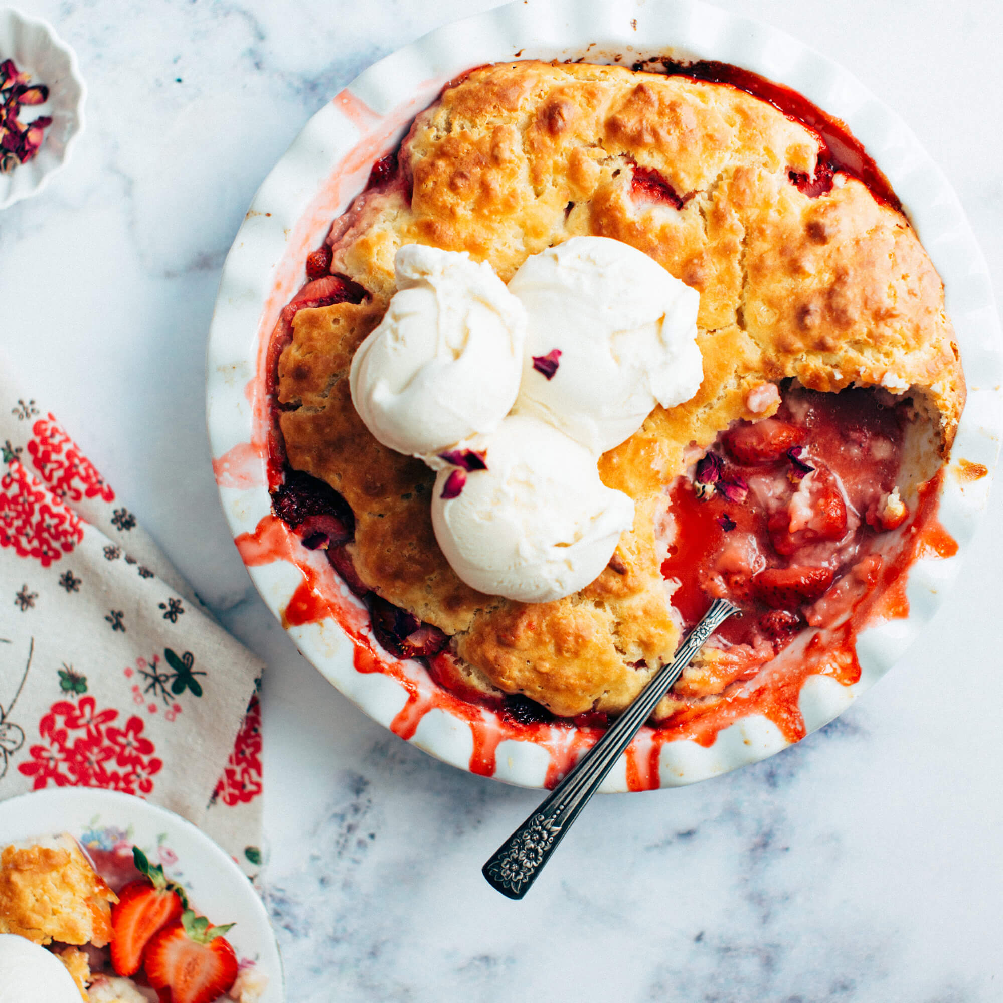 Caramel apple ice cream with pomegranate cake – PhoMo Vietnamese Kitchen